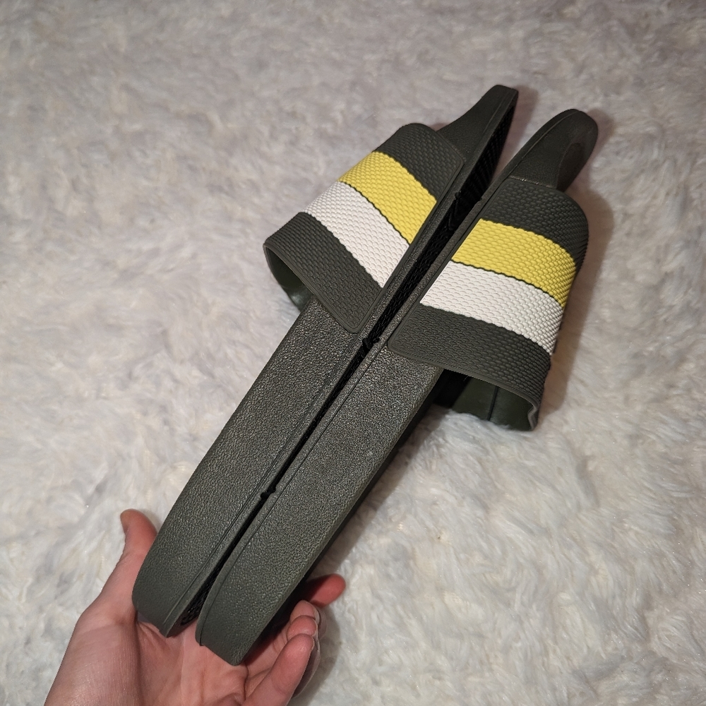 Nwt Tommy Hilfiger Men's olive/neon slides/sandals - Picture 11 of 15